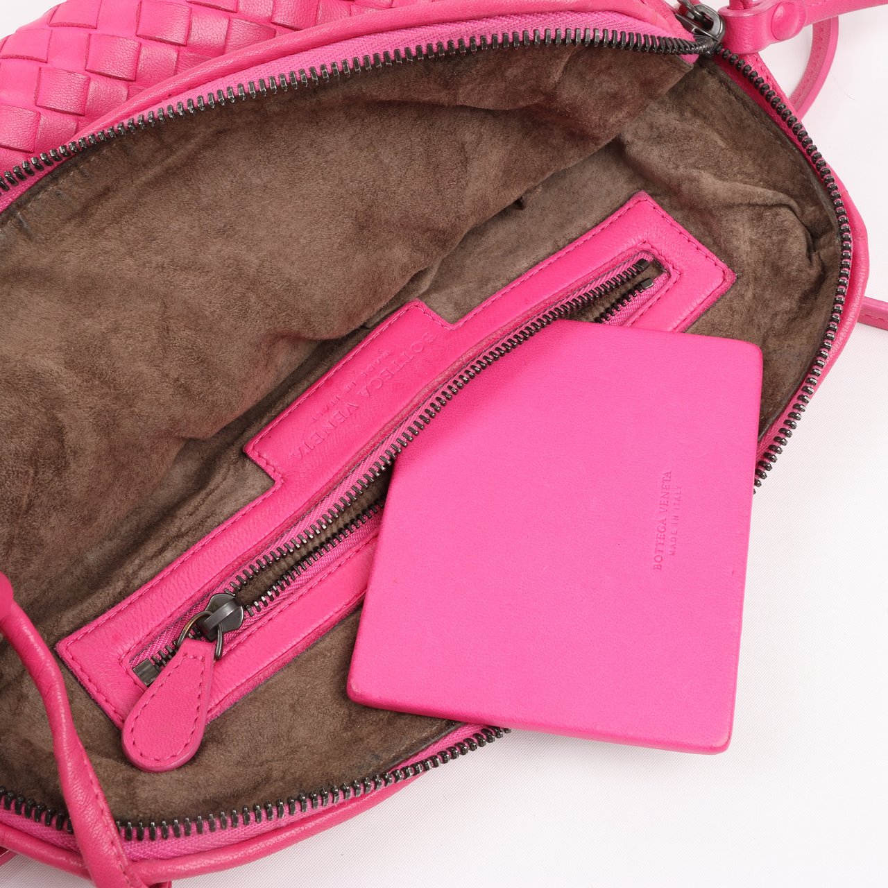 Bottega Veneta Bottega Veneta Intrecciato Nodini Crossbody Bag in Pink Roze