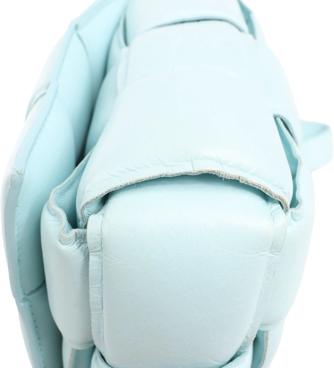 Bottega Veneta Bottega Veneta Padded Cassette Maxi Intrecciato Leather Shoulder Bag in Blue Blauw