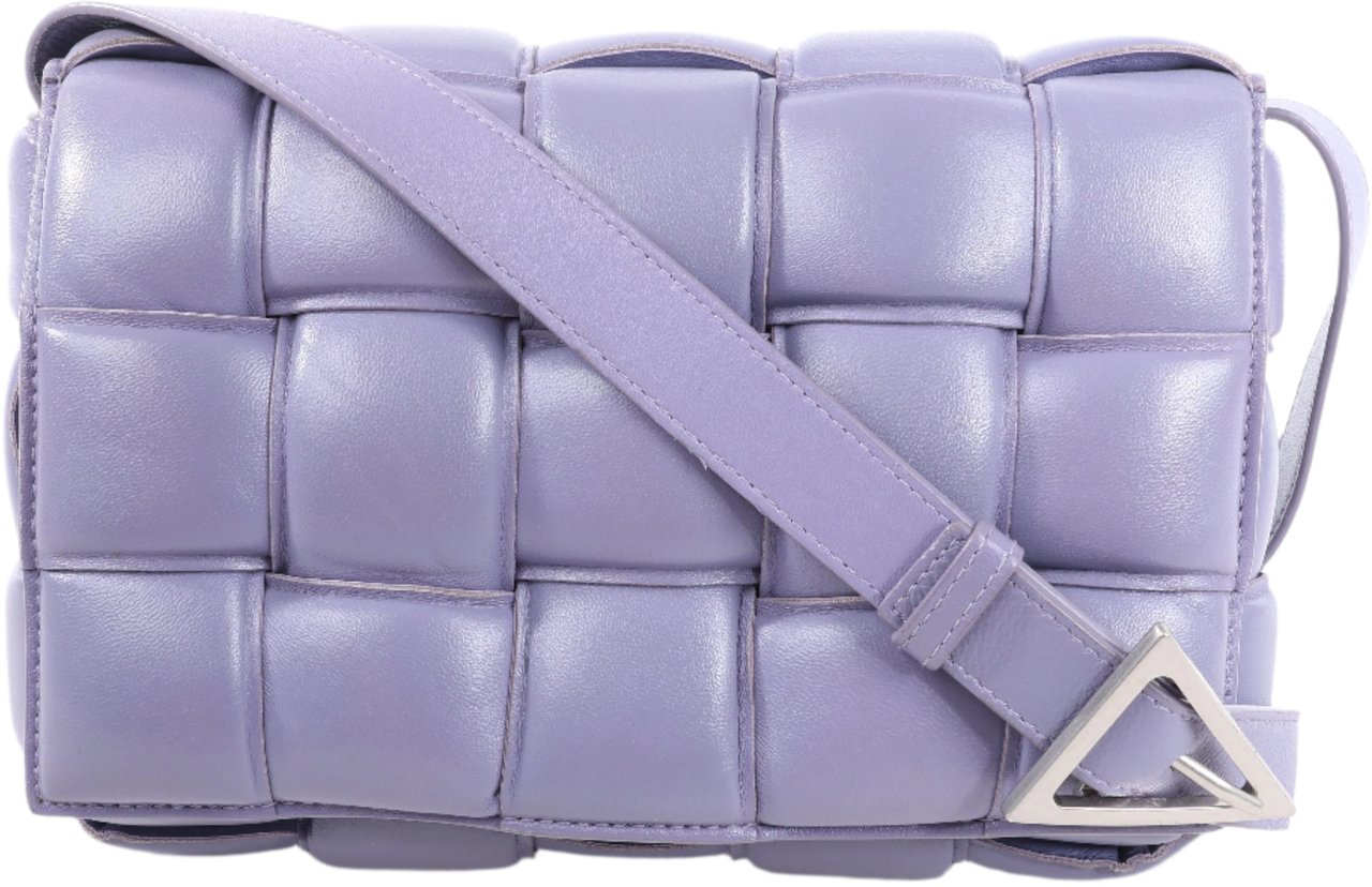 Bottega Veneta Bottega Veneta Padded Cassette Maxi Intrecciato Leather Shoulder Bag in Purple Paars