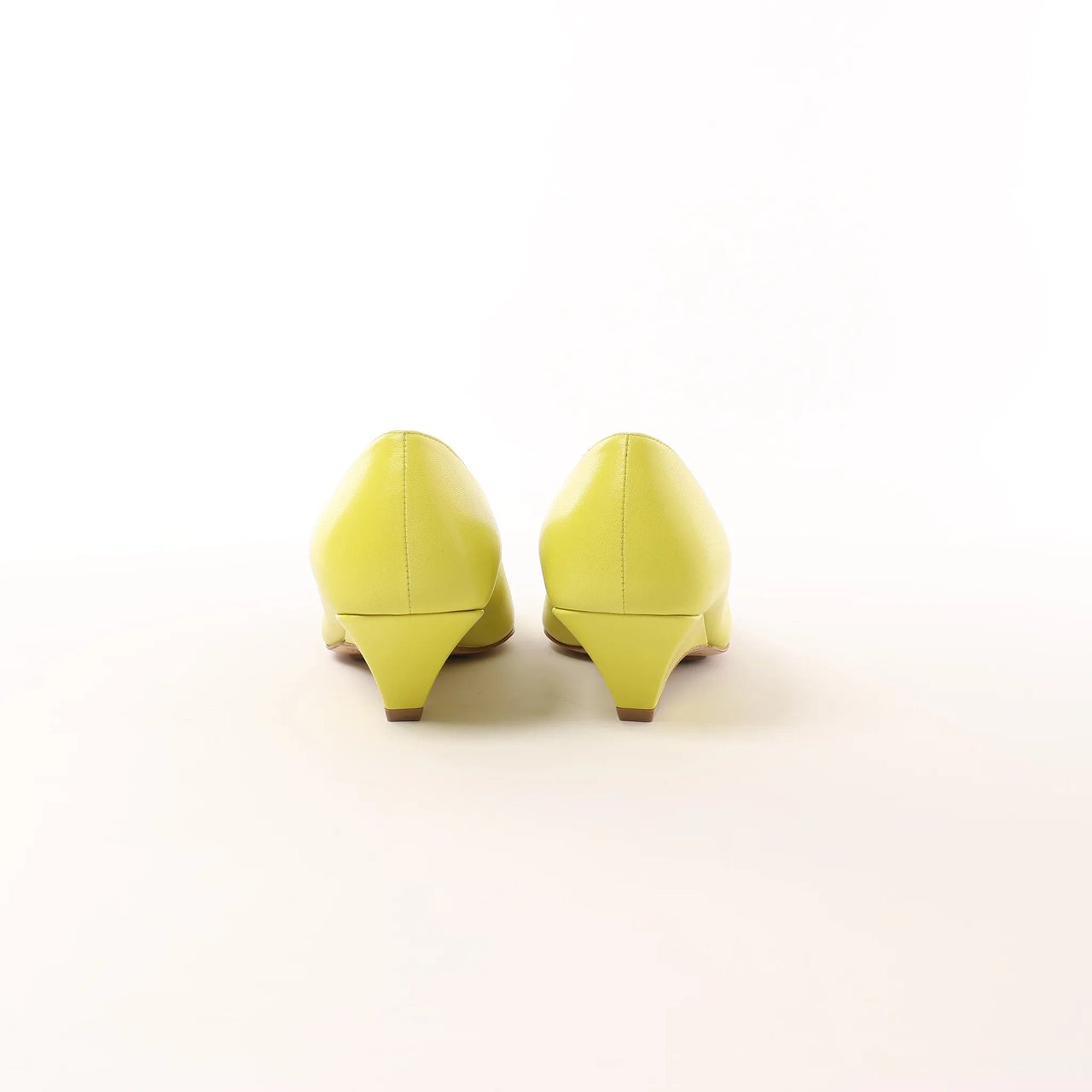 Bottega Veneta Leather Pointed Heels in Yellow, Size 37 EU Wit