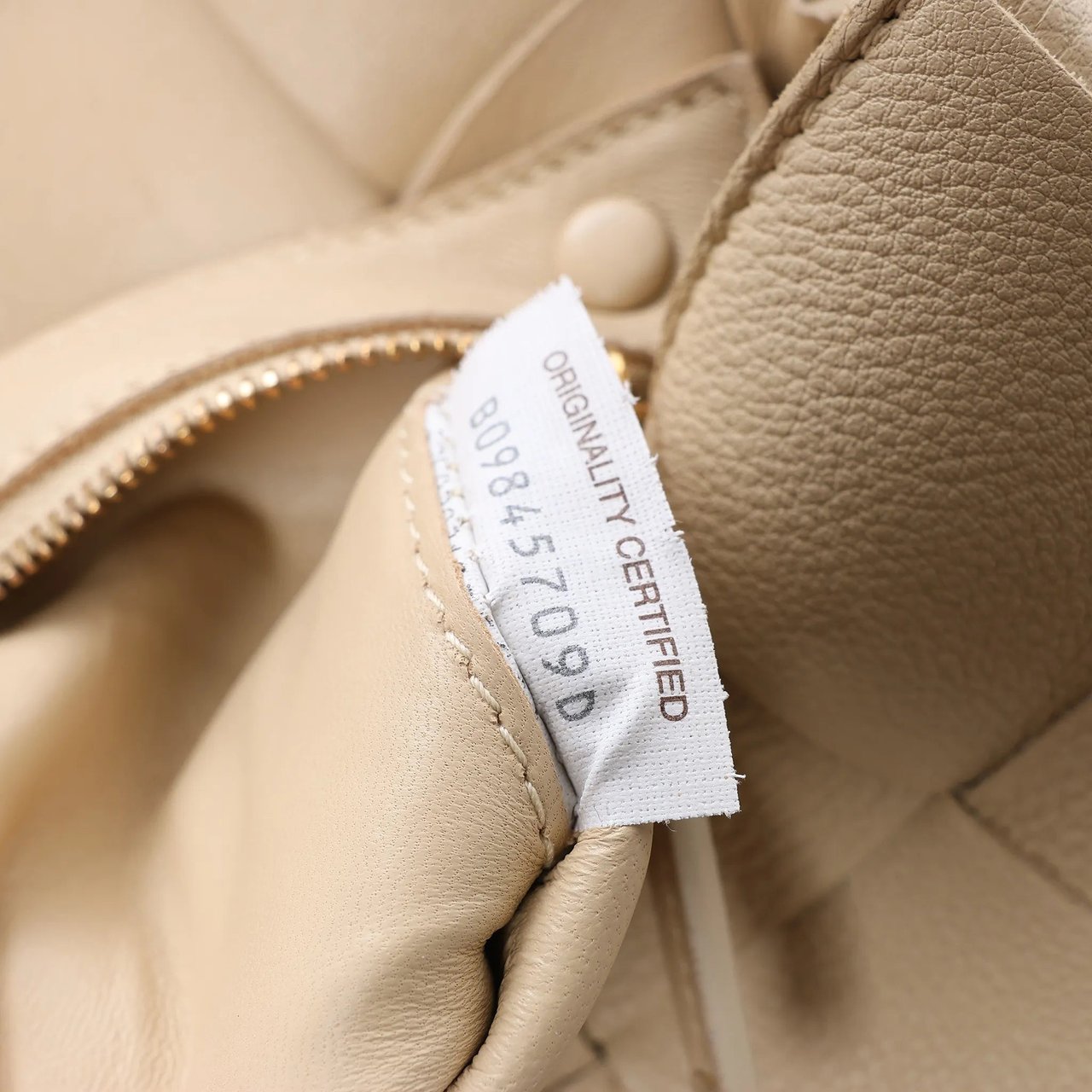 Bottega Veneta Cassette Maxi Intrecciato Leather Crossbody Bag in Beige Beige