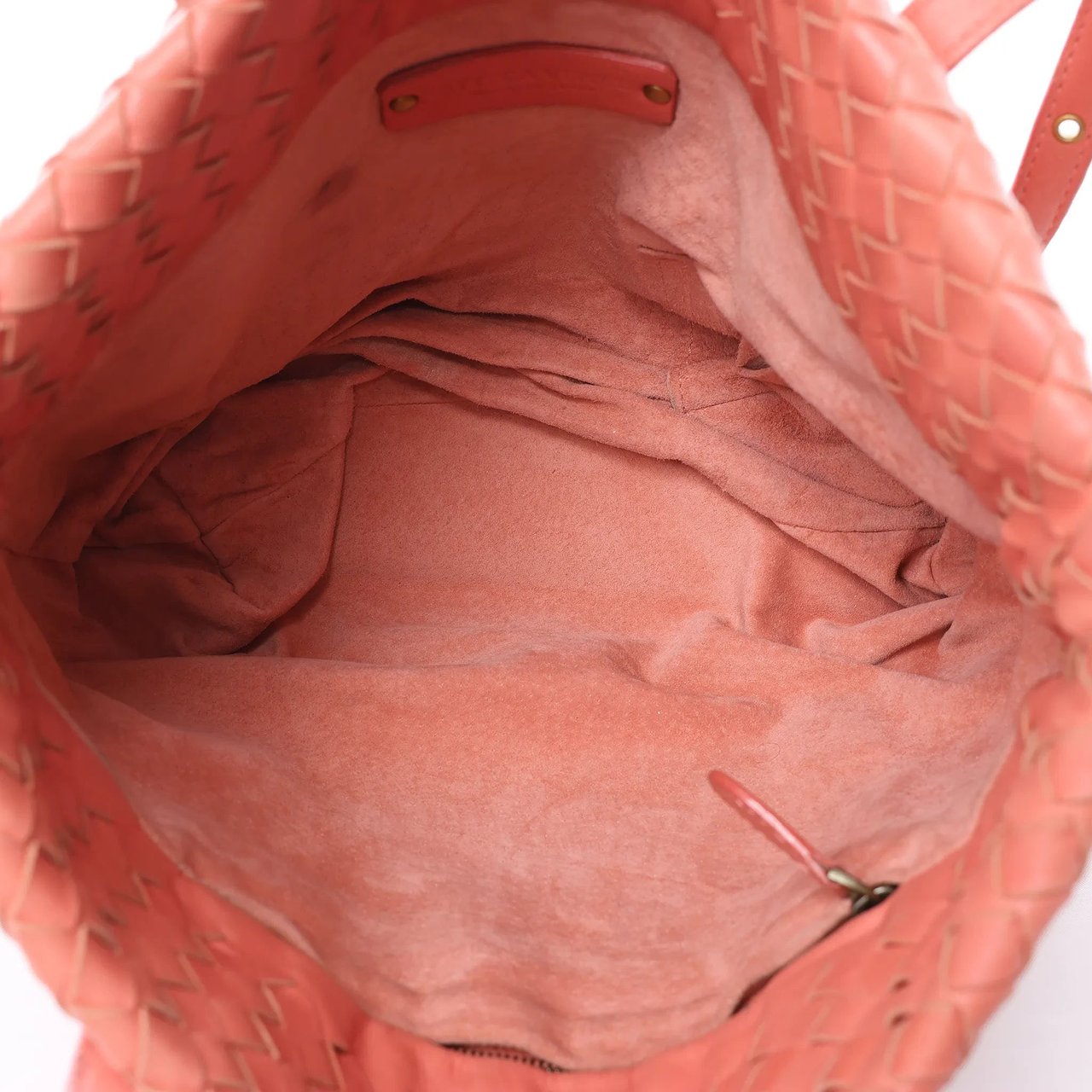 Bottega Veneta Intrecciato Leather Shoulder Bag in Pink Roze