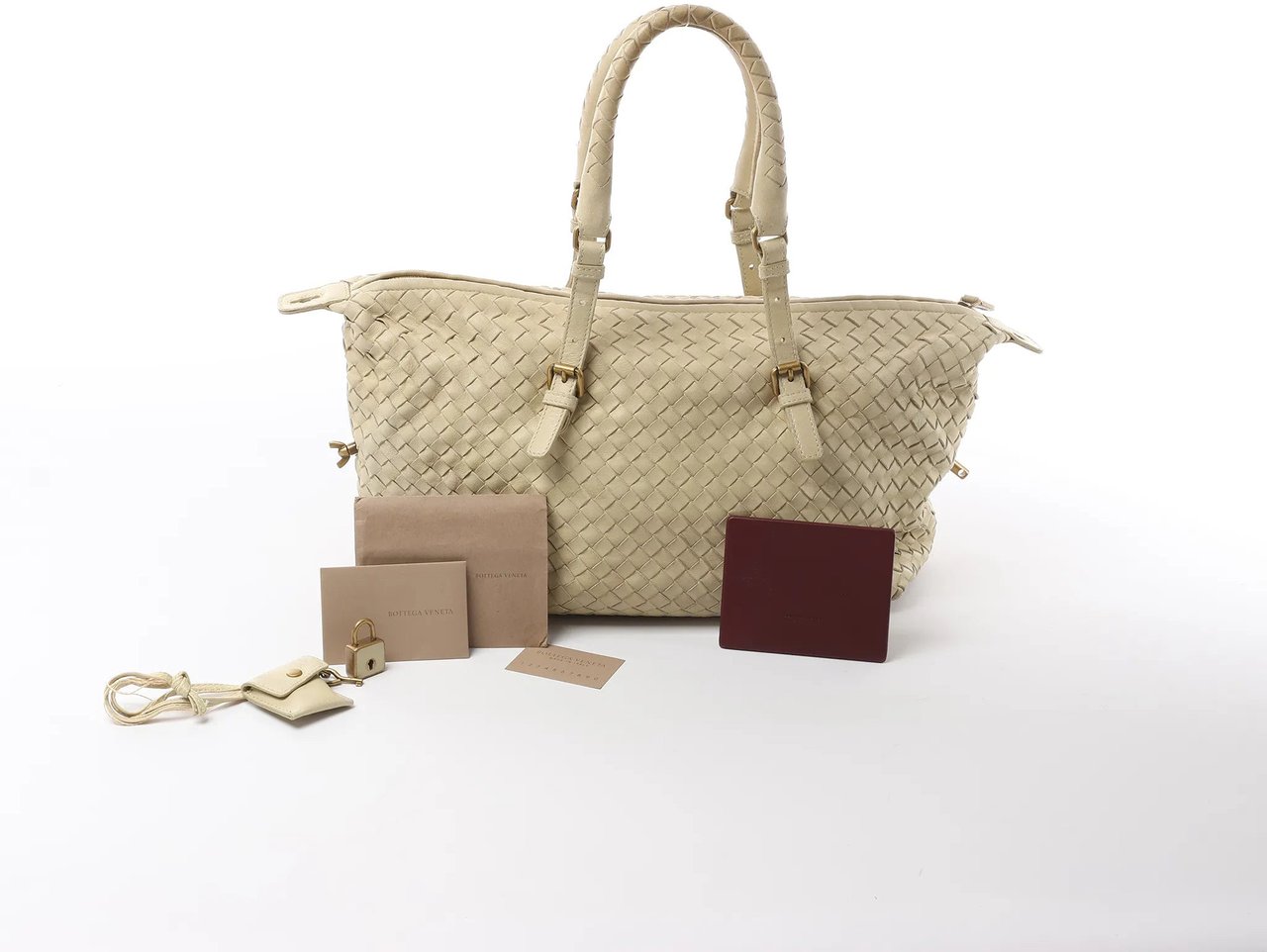 Bottega Veneta Montaigne  Intrecciato Leather Shoulder Bag in Beige 173398 Beige
