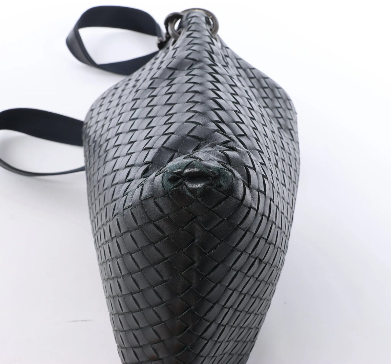 Bottega Veneta VN Intrecciato Crossbody Messenger Bag in Black Zwart