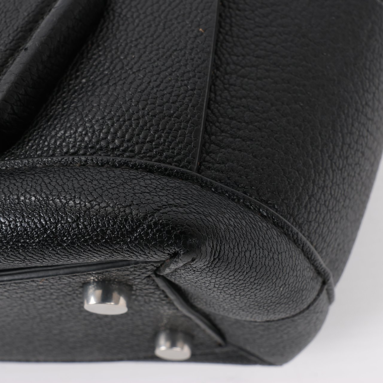 Bottega Veneta Arco Mini Leather Maxi Intrecciato 2Way Handbag in Black Zwart