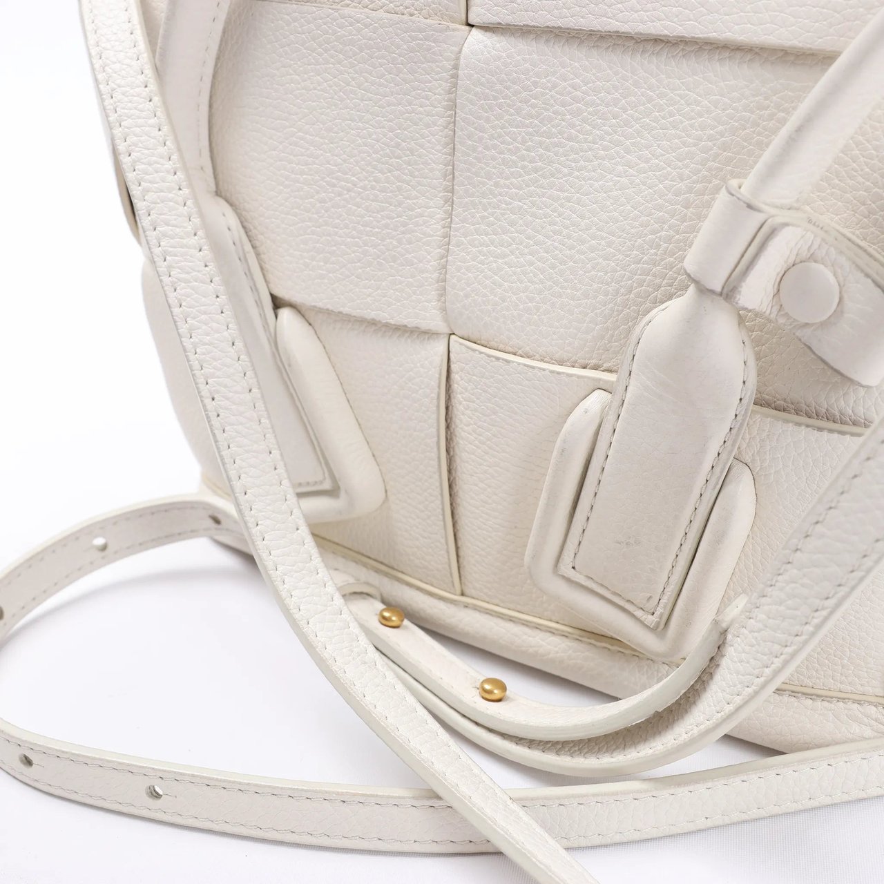 Bottega Veneta Arco Mini Leather Maxi Intrecciato 2Way Handbag in White Divers