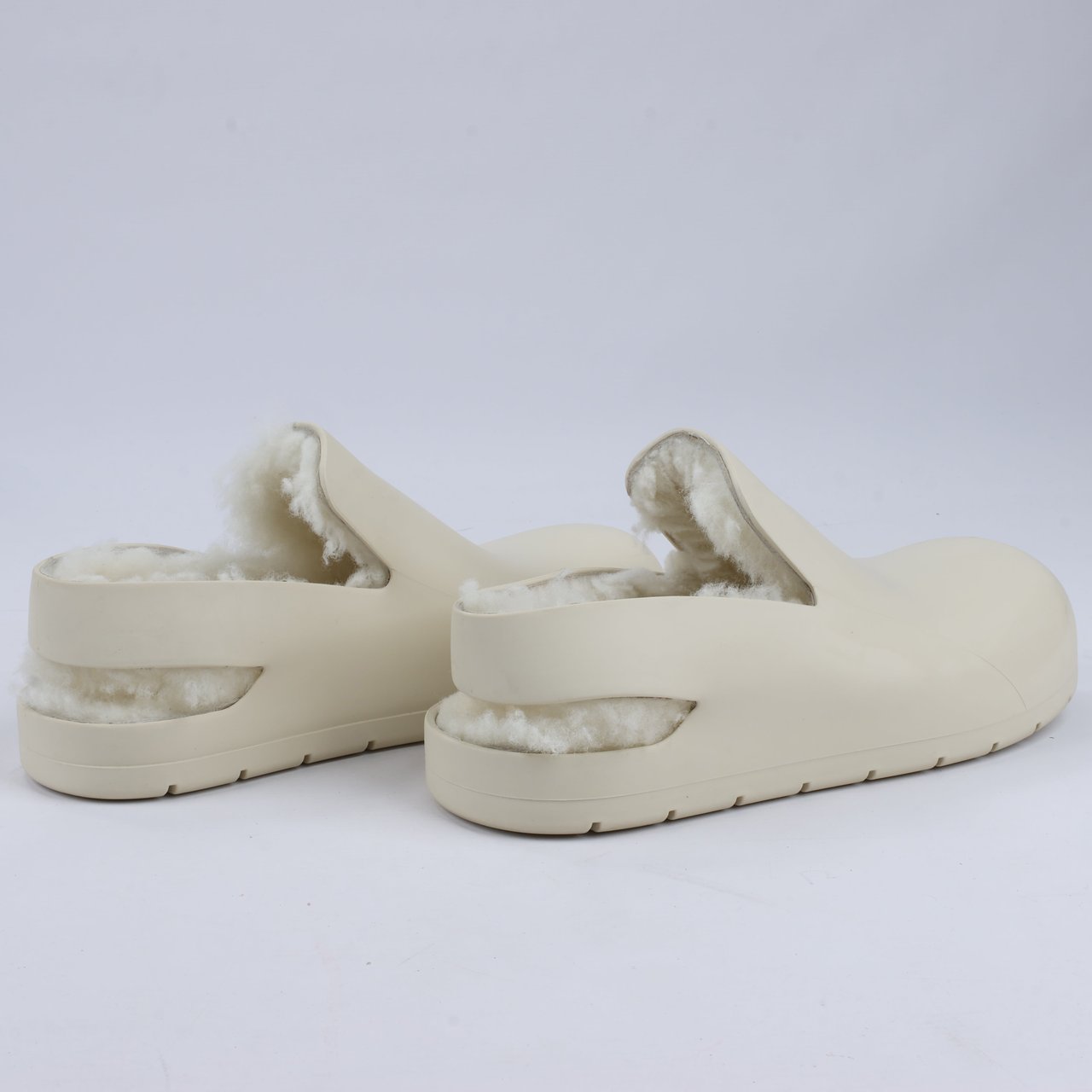 Bottega Veneta Puddle Shearling Cozy Matt Rubber Low Top Shoes in Ivory Beige