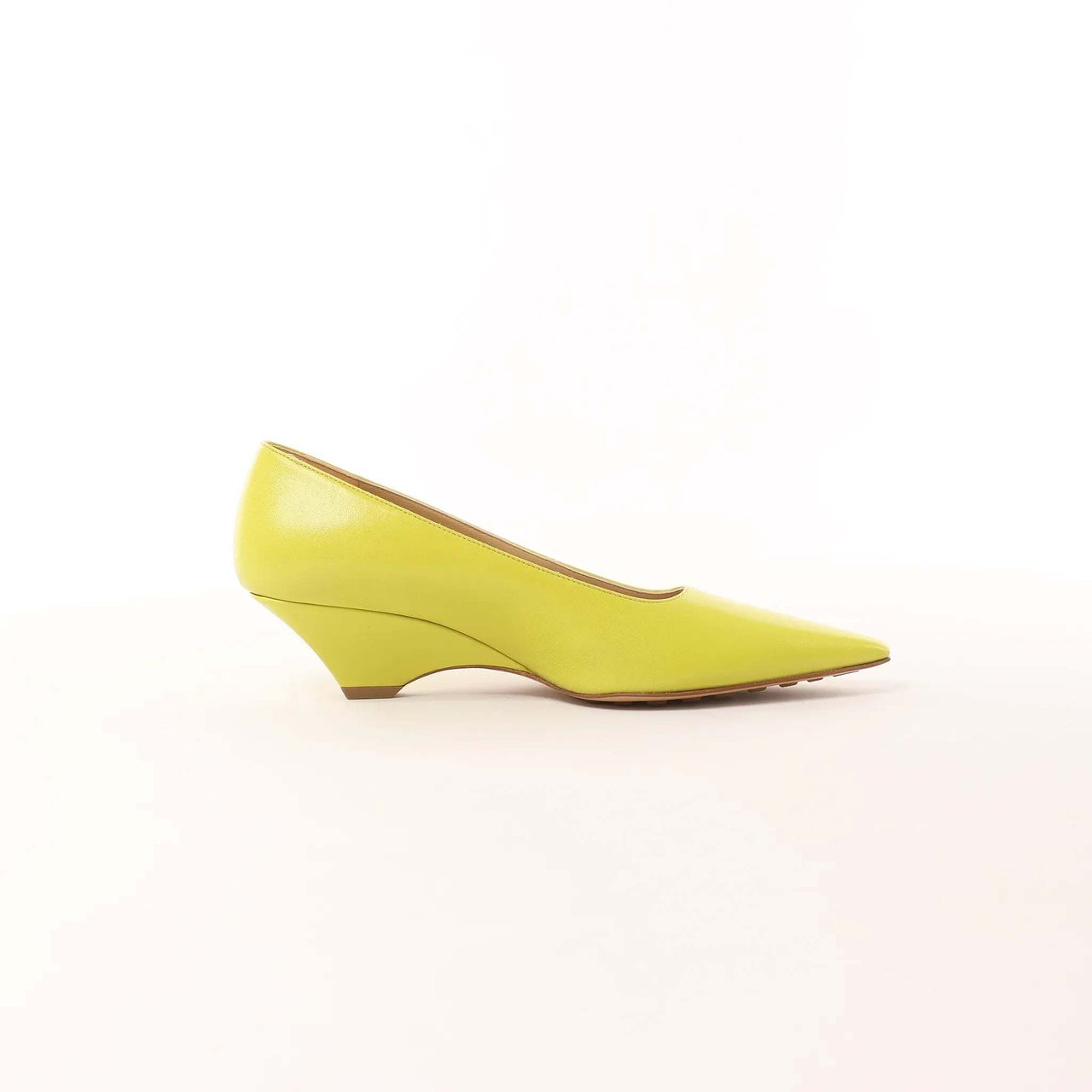 Bottega Veneta Leather Pointed Heels in Yellow, Size 37 EU Wit