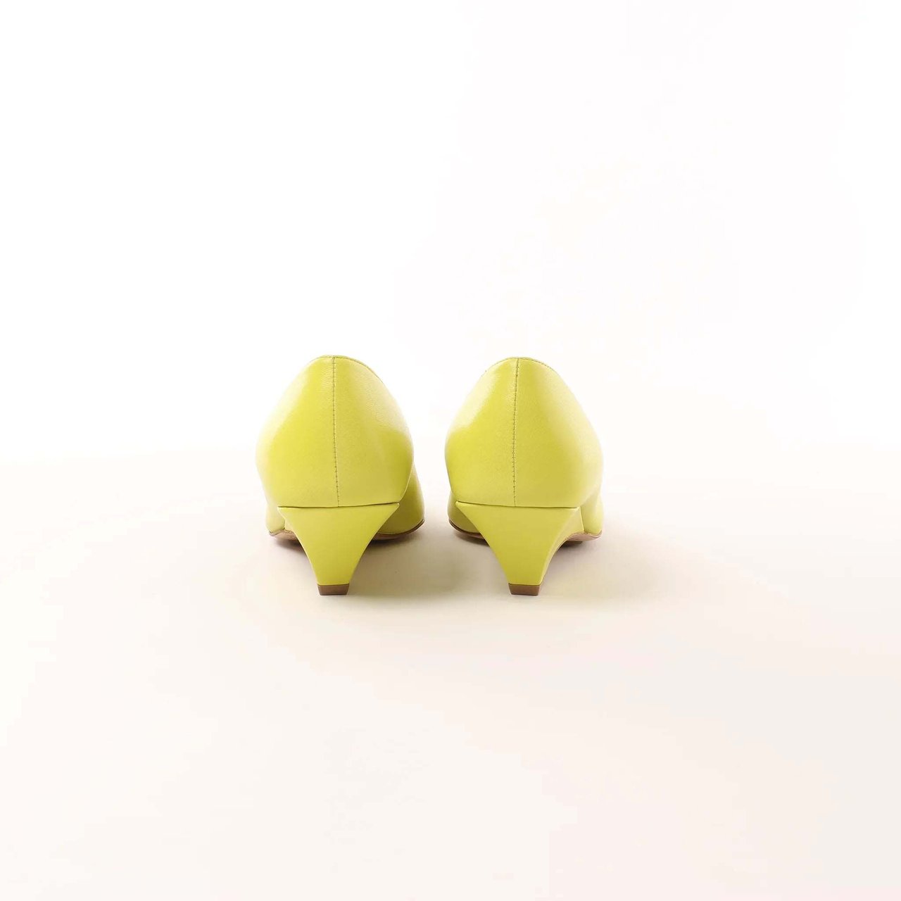 Bottega Veneta Leather Pointed Heels in Yellow, Size 37 EU Wit
