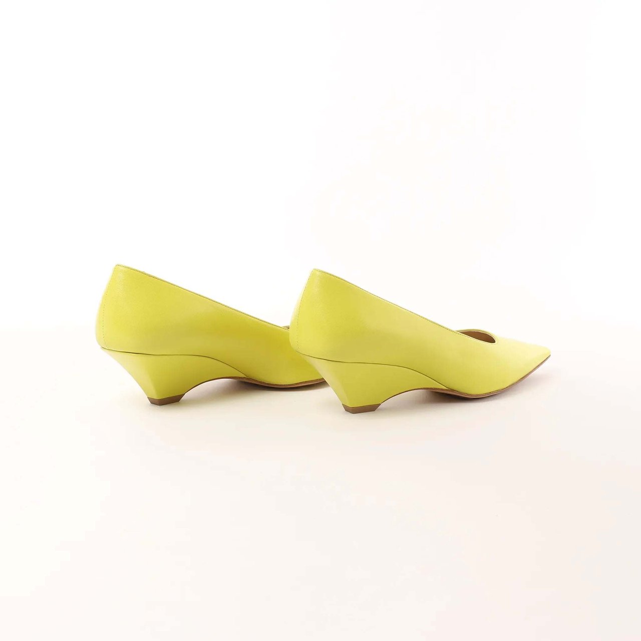 Bottega Veneta Leather Pointed Heels in Yellow, Size 37 EU Wit