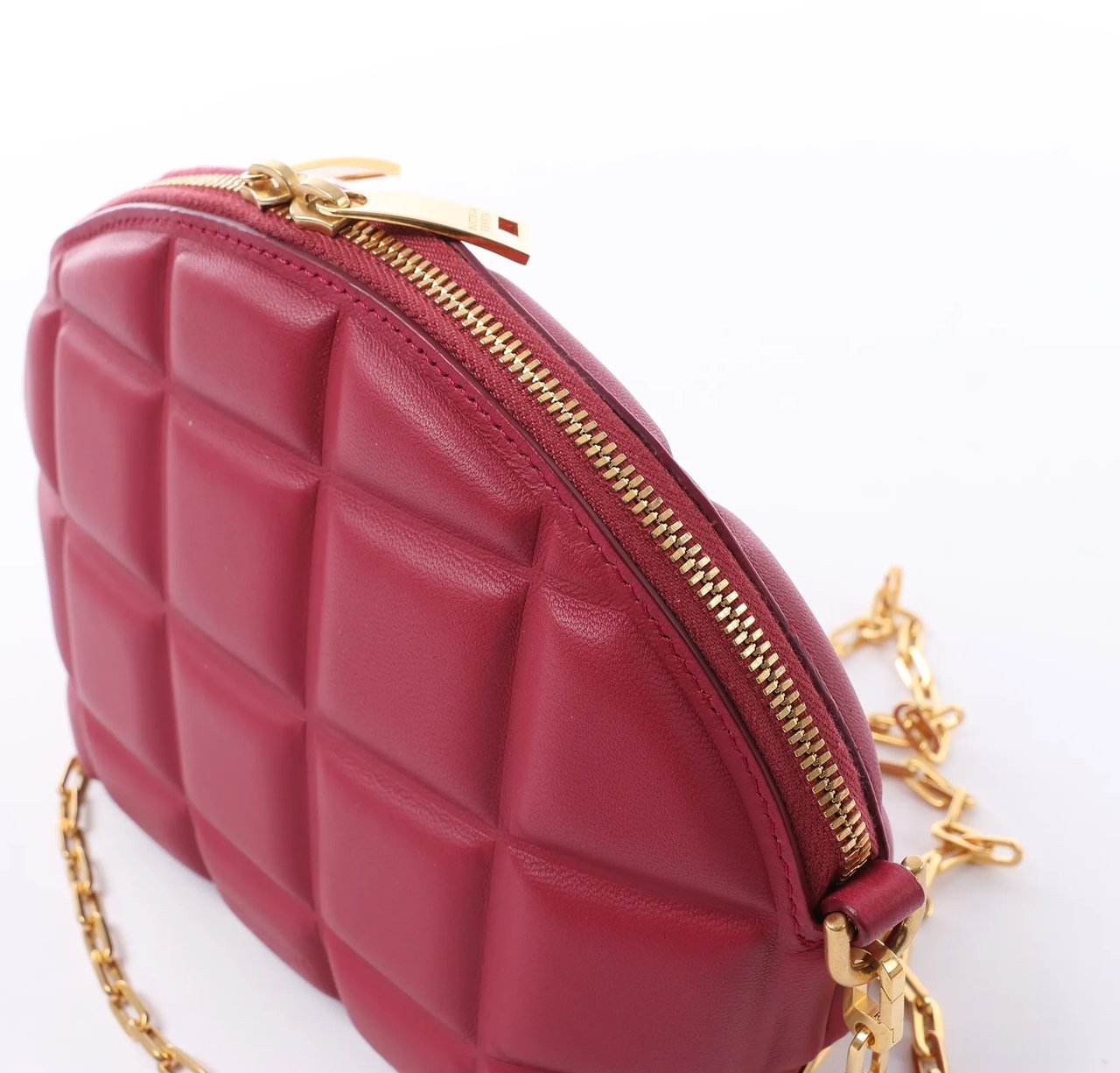 Bottega Veneta Half Moon Padded Leather Crossbody Bag in Burgundy 593165 Zwart
