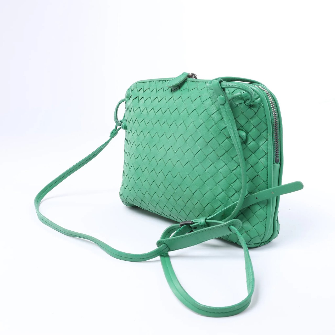 Bottega Veneta Nodini Intrecciato Leather Crossbody Bag in Green Divers