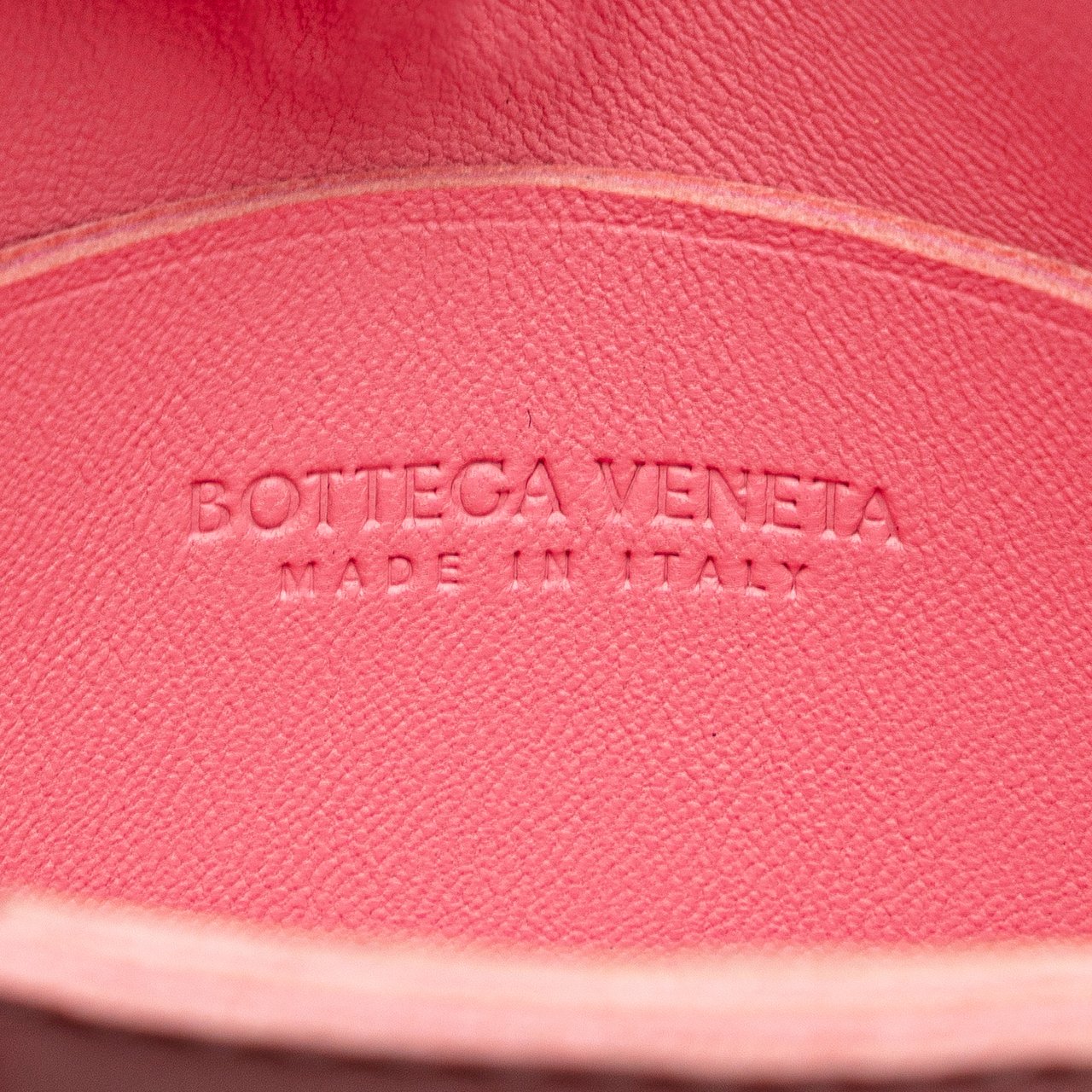 Bottega Veneta Candy Nappa Intrecciato Cassette Crossbody Roze