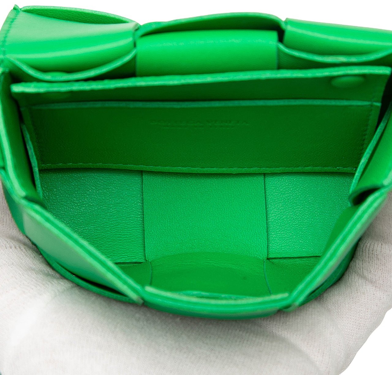 Bottega Veneta Candy Nappa Intrecciato Cassette Crossbody Groen