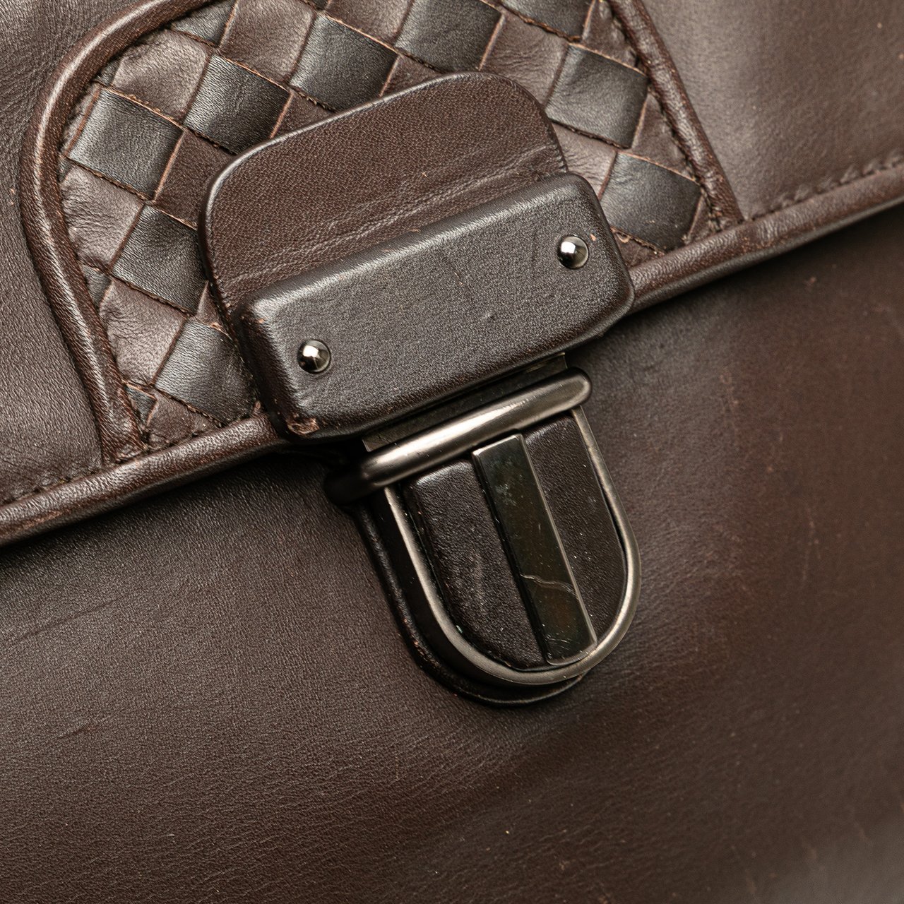 Bottega Veneta Intrecciato Trimmed Leather Clutch Bruin