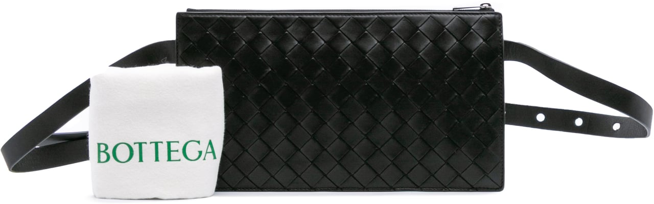 Bottega Veneta Nappa Intrecciato Belt Bag Zwart