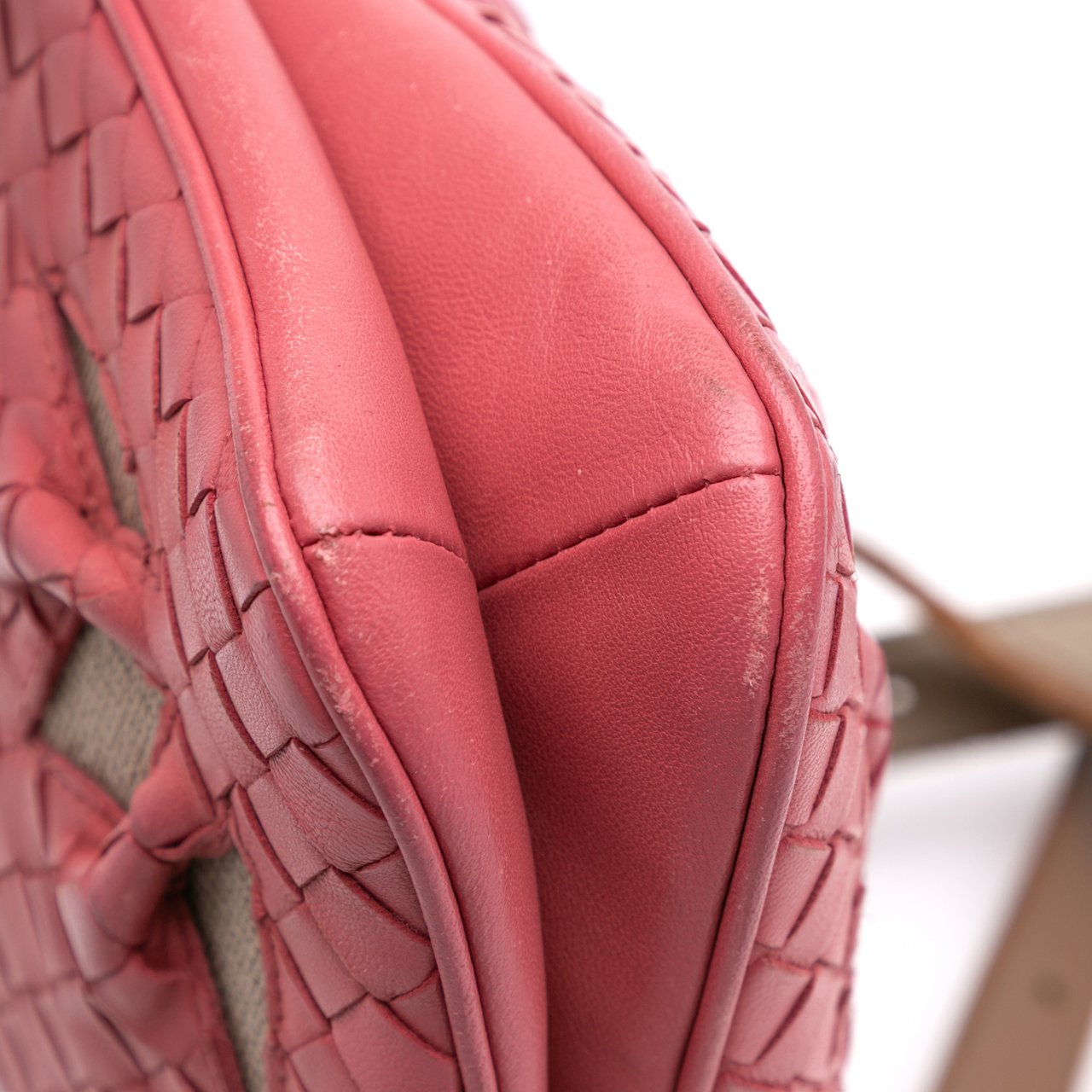 Bottega Veneta Intrecciato Crossbody Roze