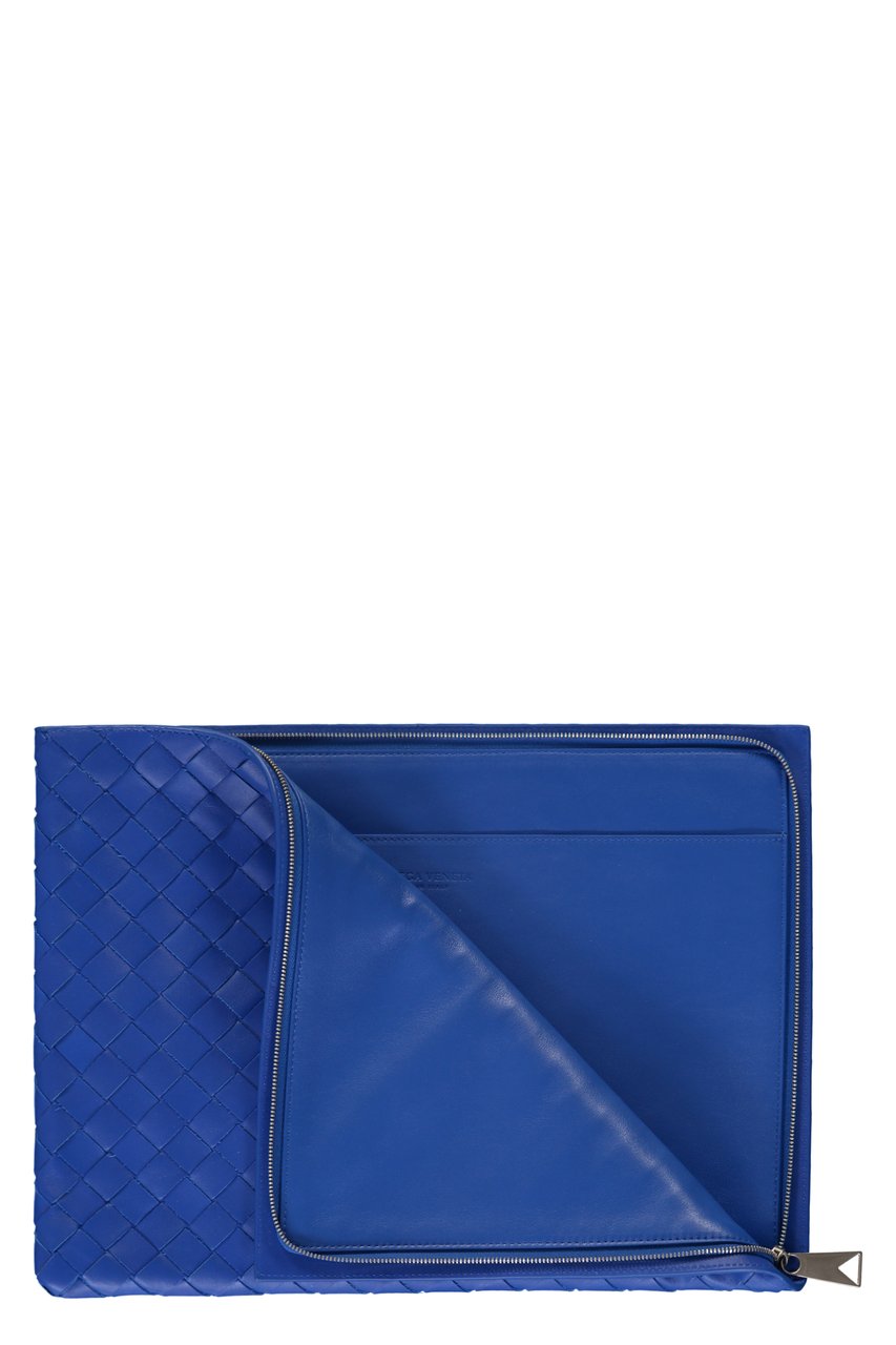 Bottega Veneta 15 Intrecciato flat pouch Blauw