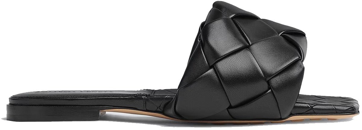 Bottega Veneta BOTTEGA VENETA Intrecciato leather flat sandals Zwart