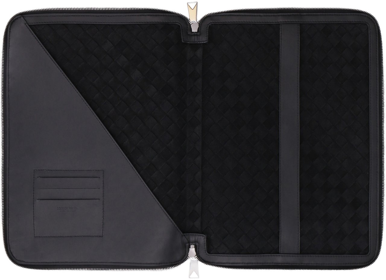 Bottega Veneta Intrecciato Hydrology document case pouch Zwart