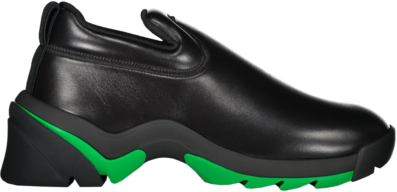 Bottega Veneta Leather slip-on Zwart