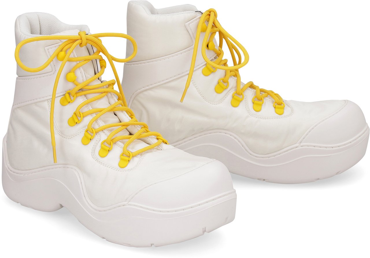 Bottega Veneta Puddle Bomber ankle boots Wit