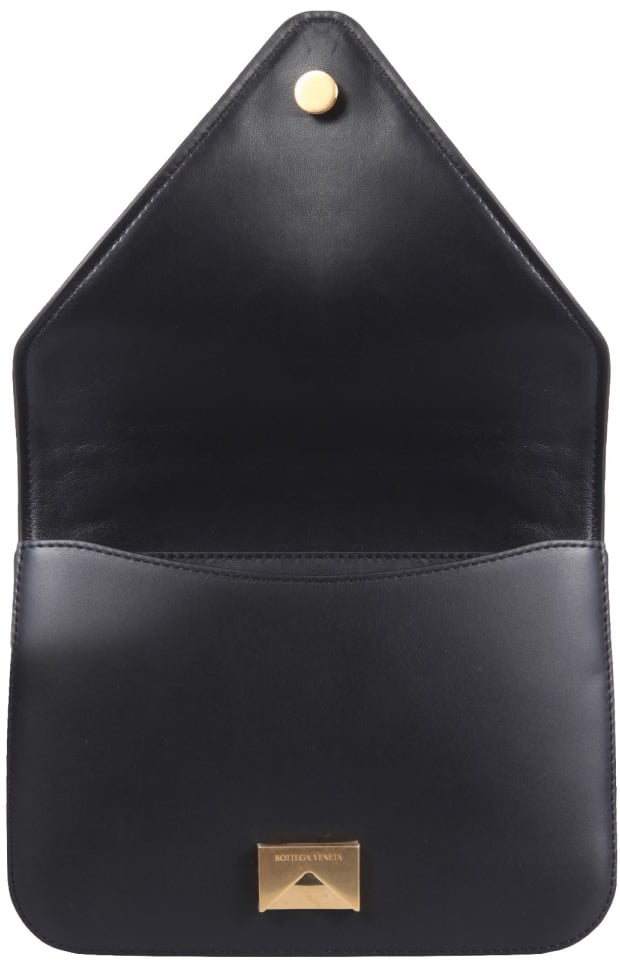 Bottega Veneta Suede Envelope Bag with Bold Chain Handle Zwart