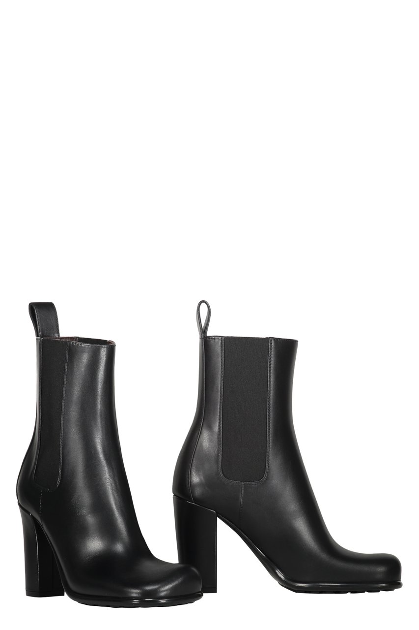Bottega Veneta Storm Leather ankle boots Zwart