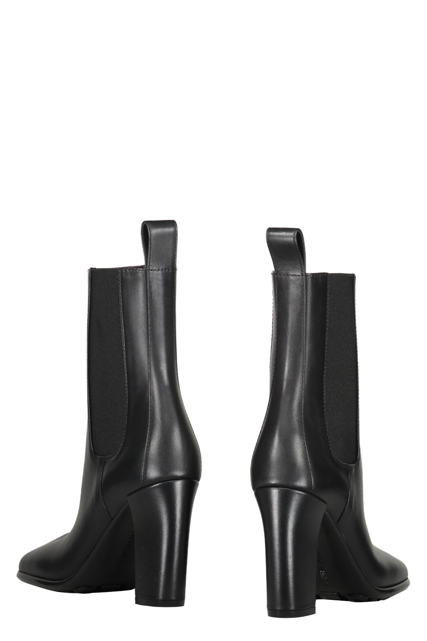 Bottega Veneta Storm Leather ankle boots Zwart