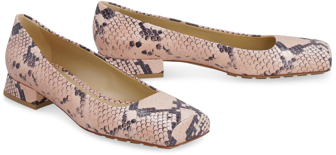 Bottega Veneta Tower leather shoes Zwart