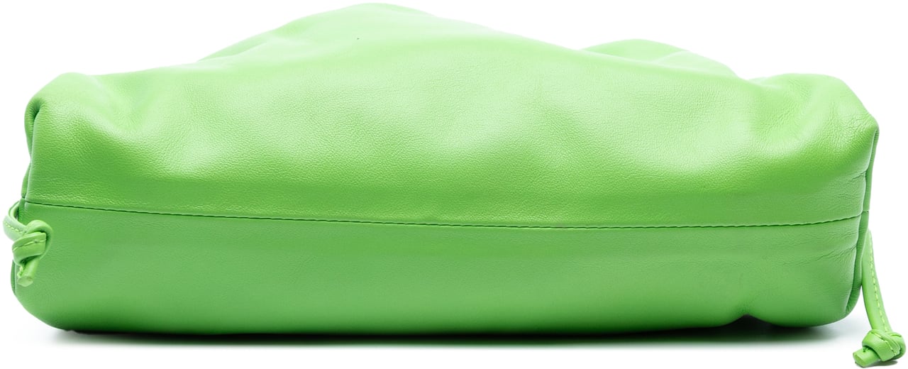 Bottega Veneta Lambskin The Mini Pouch Crossbody Groen
