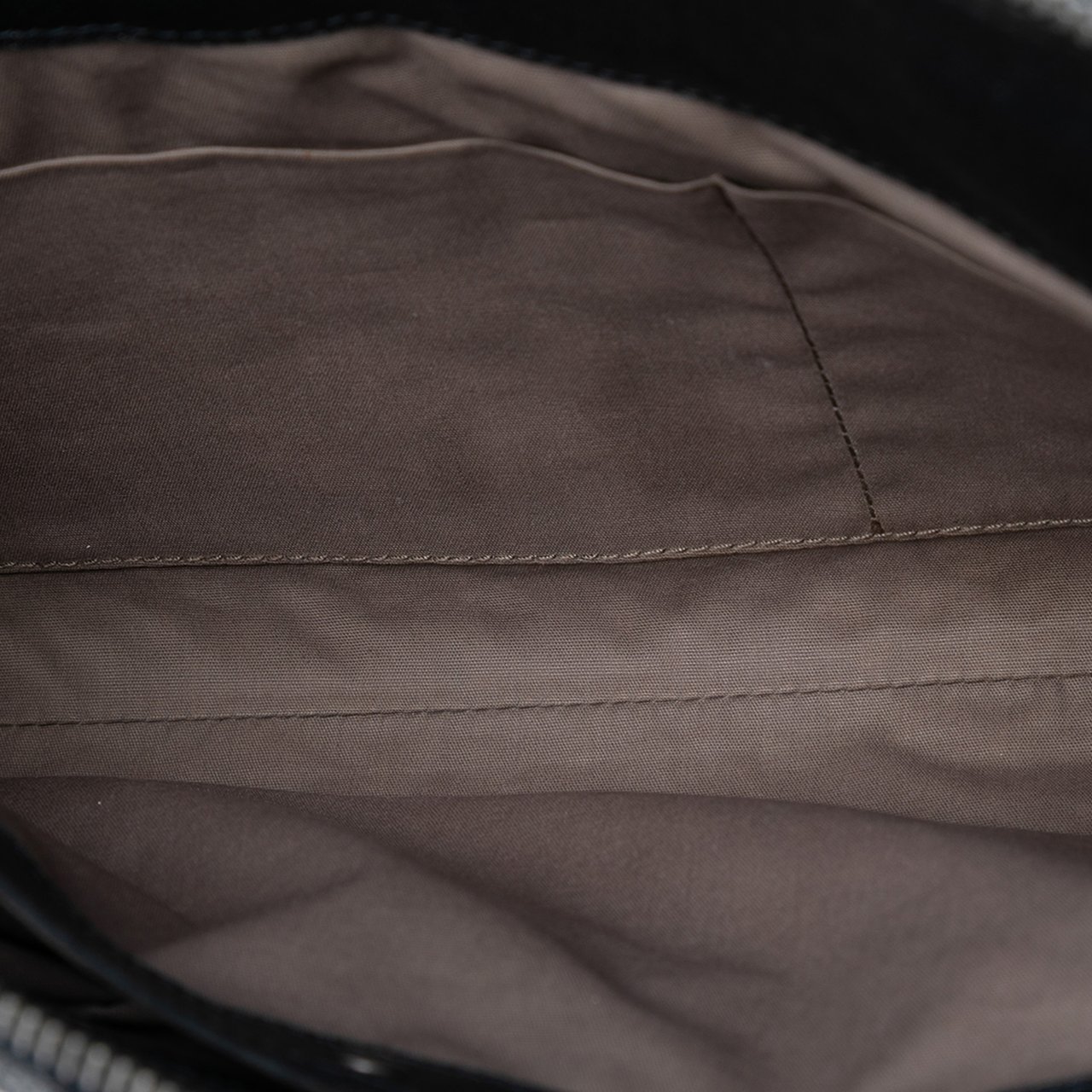 Bottega Veneta Tricolor Nappa Intrecciato Clutch Zwart