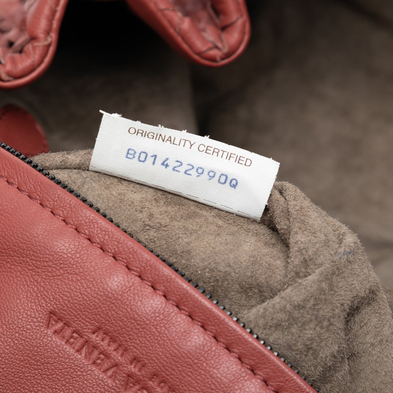 Bottega Veneta Nappa Intrecciato Flap Crossbody Rood