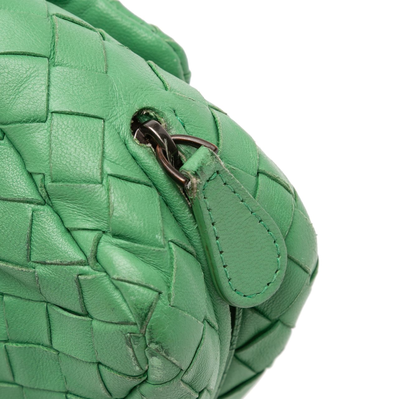 Bottega Veneta Mini Nappa Intrecciato Expandable Chain Crossbody Groen