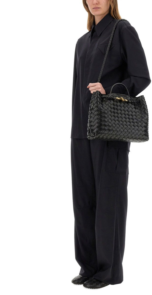 Bottega Veneta Tailored Wool Shirt with Structured Collar Zwart