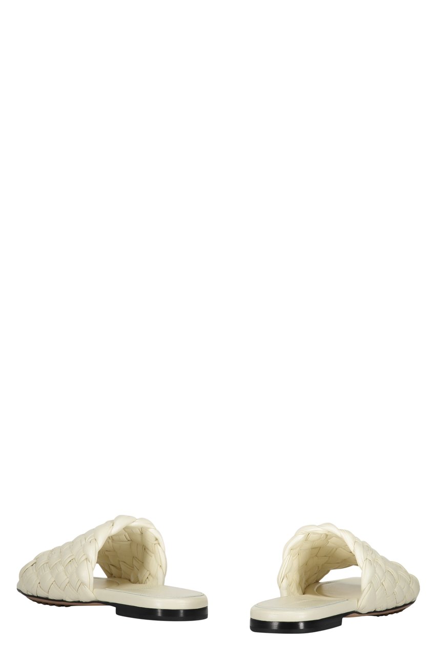 Bottega Veneta Leather mules Wit
