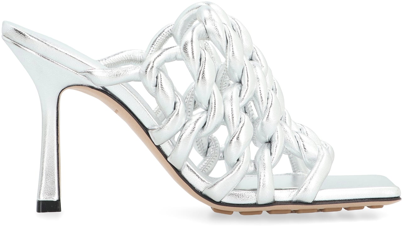 Bottega Veneta Leather Stretch sandal Zilver