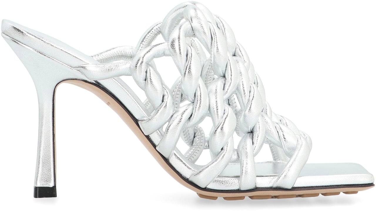 Bottega Veneta Leather Stretch sandal Zilver