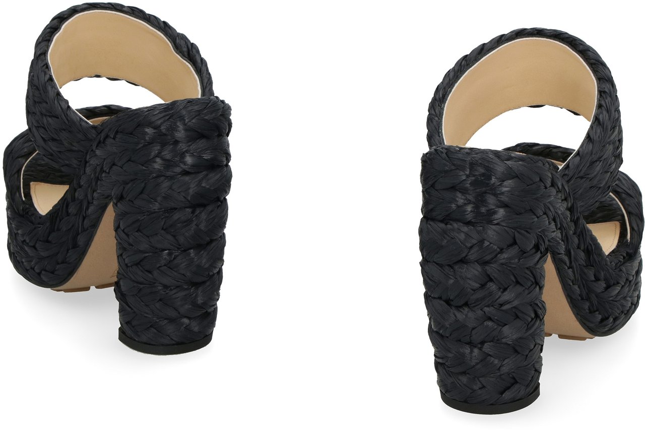 Bottega Veneta Canalazzo raffia mules Zwart