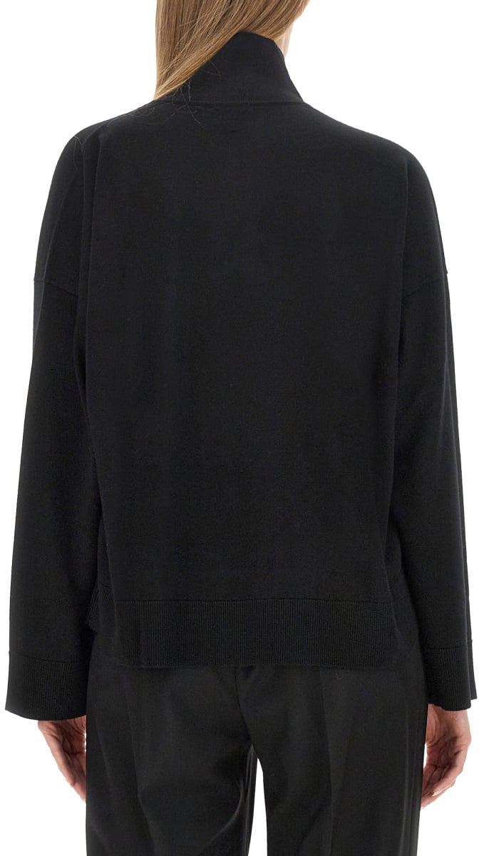 Bottega Veneta Refined Turtleneck Sweater in Soft Wool Blend Zwart