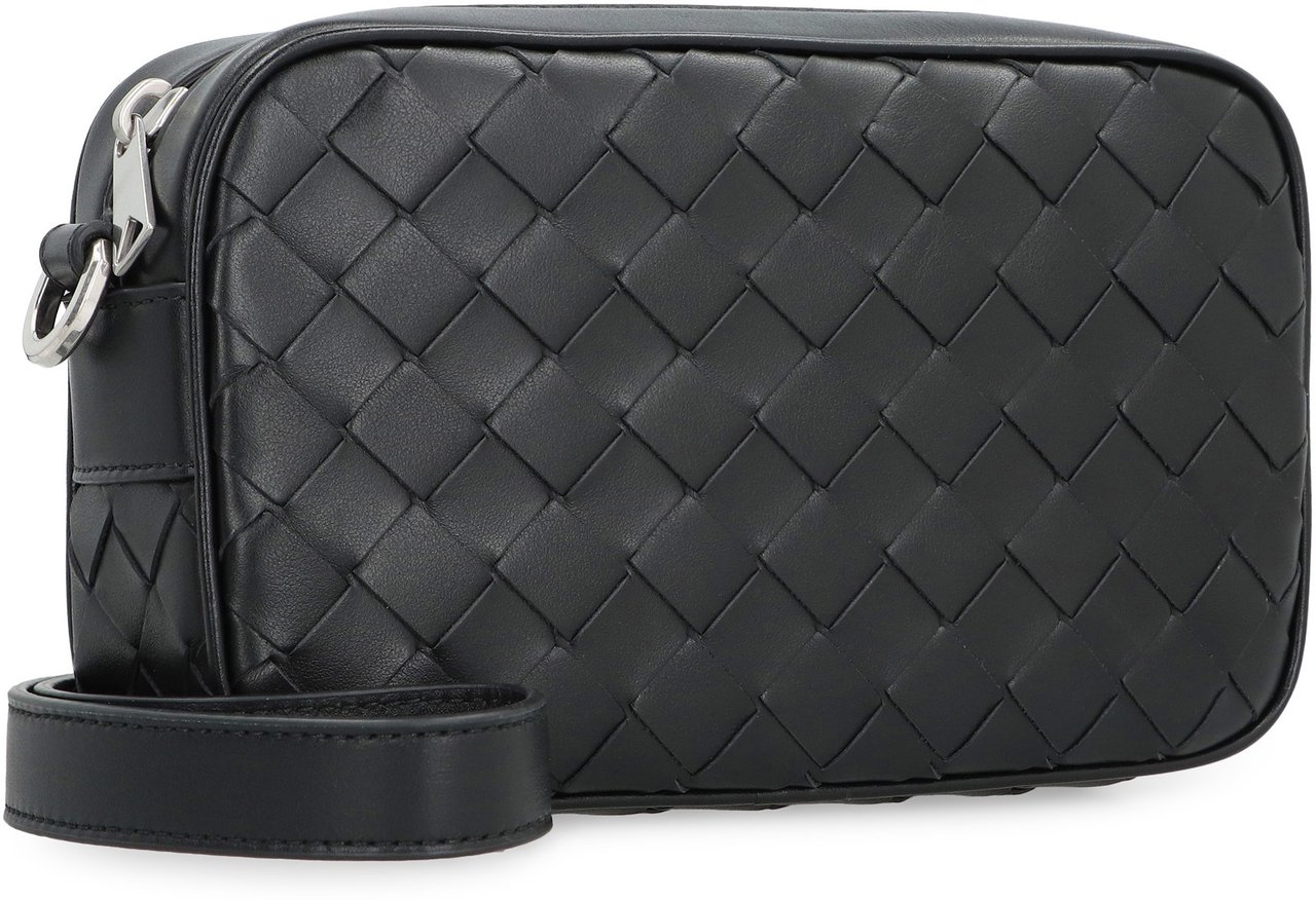 Bottega Veneta Leather mini camera bag Zwart