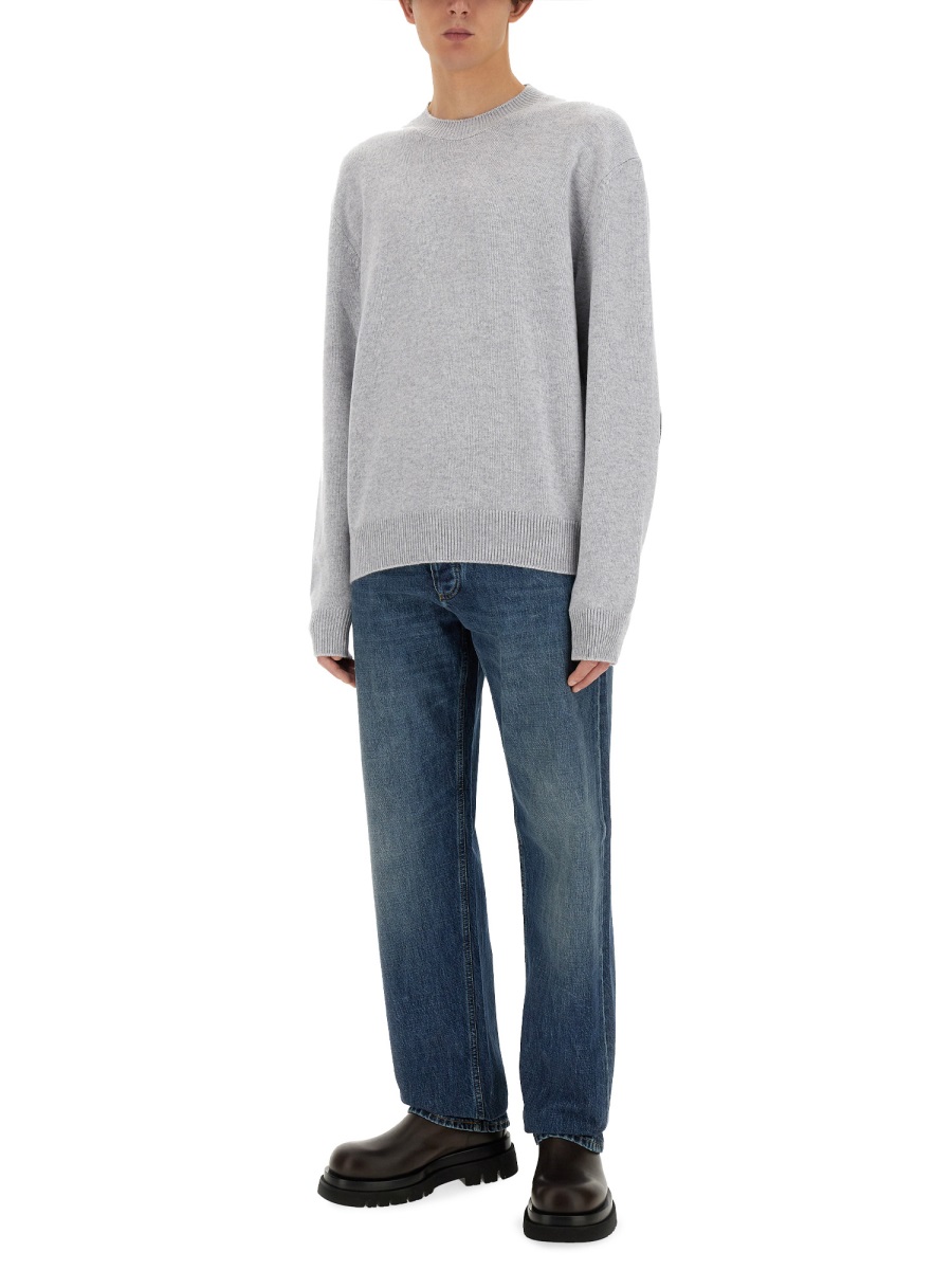 Bottega Veneta Cashmere Knit Sweater with Round Neckline Wit