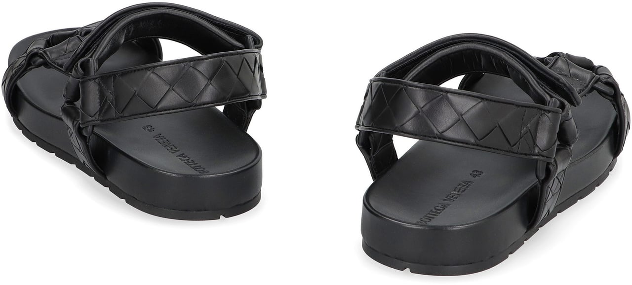 Bottega Veneta Trip Leather sandals Zwart