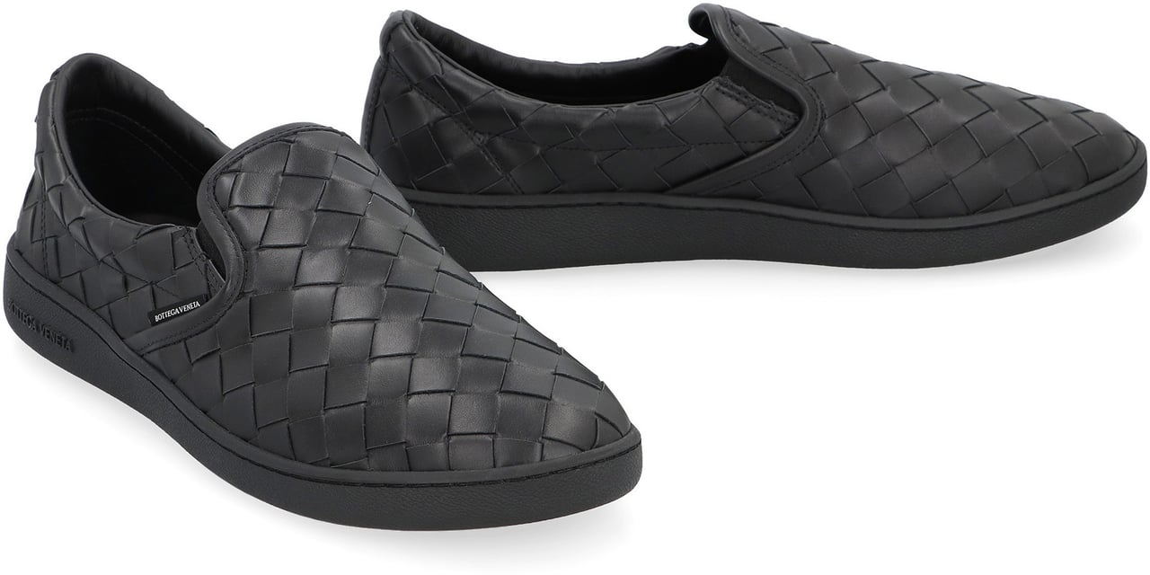 Bottega Veneta Sawyer leather slip-on Zwart