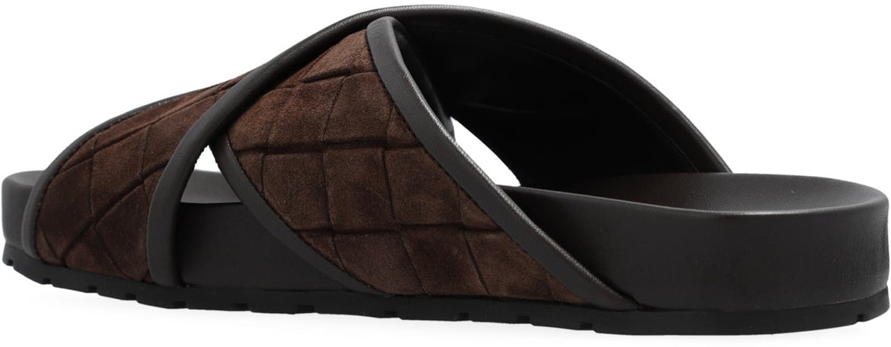 Bottega Veneta Tarik Criss Cross Sandal Bruin