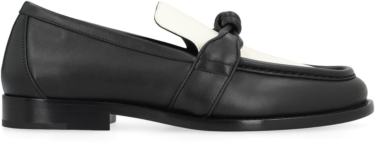 Bottega Veneta Astaire Leather loafers Zwart