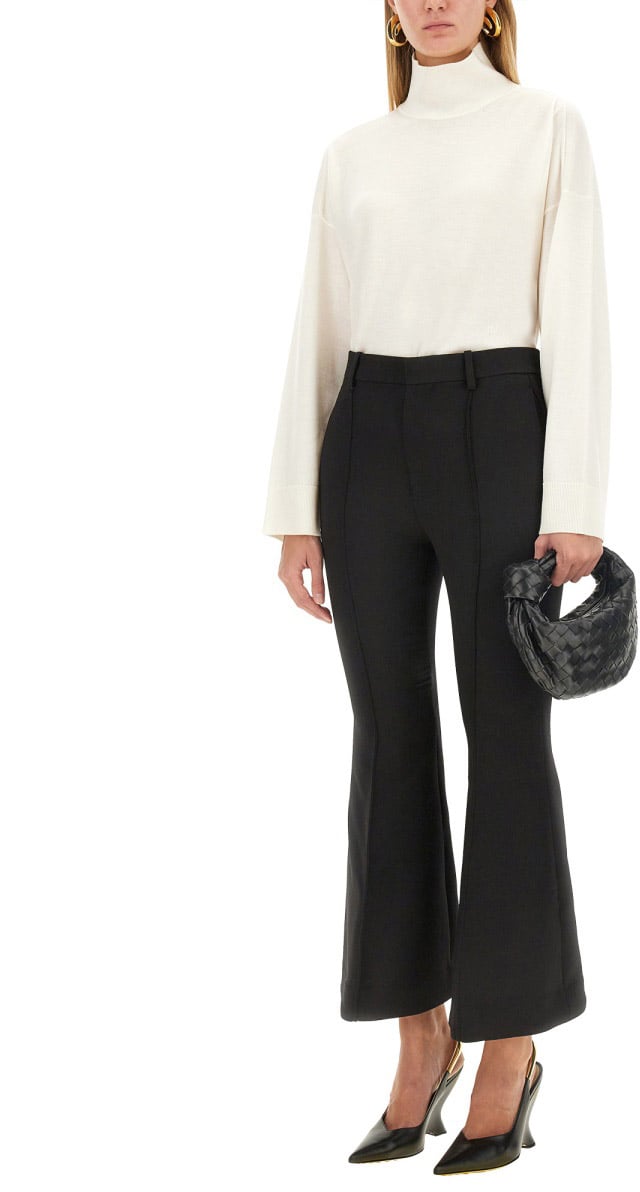 Bottega Veneta Regular Fit Wool Trousers with Tailored Silhouette Zwart