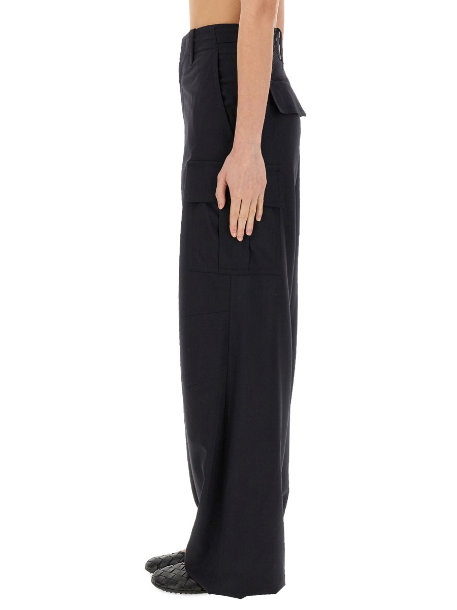 Bottega Veneta Tailored Wool Cargo Pants with Functional Pockets Zwart