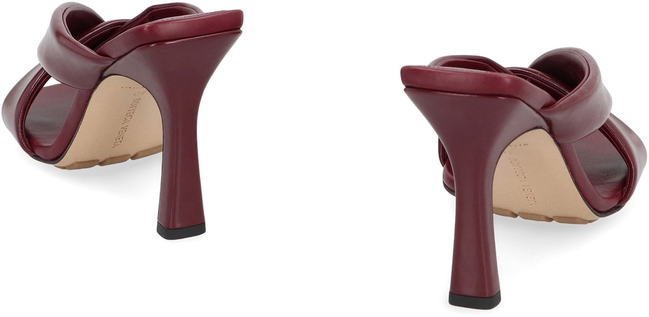 Bottega Veneta Riva leather mules Rood
