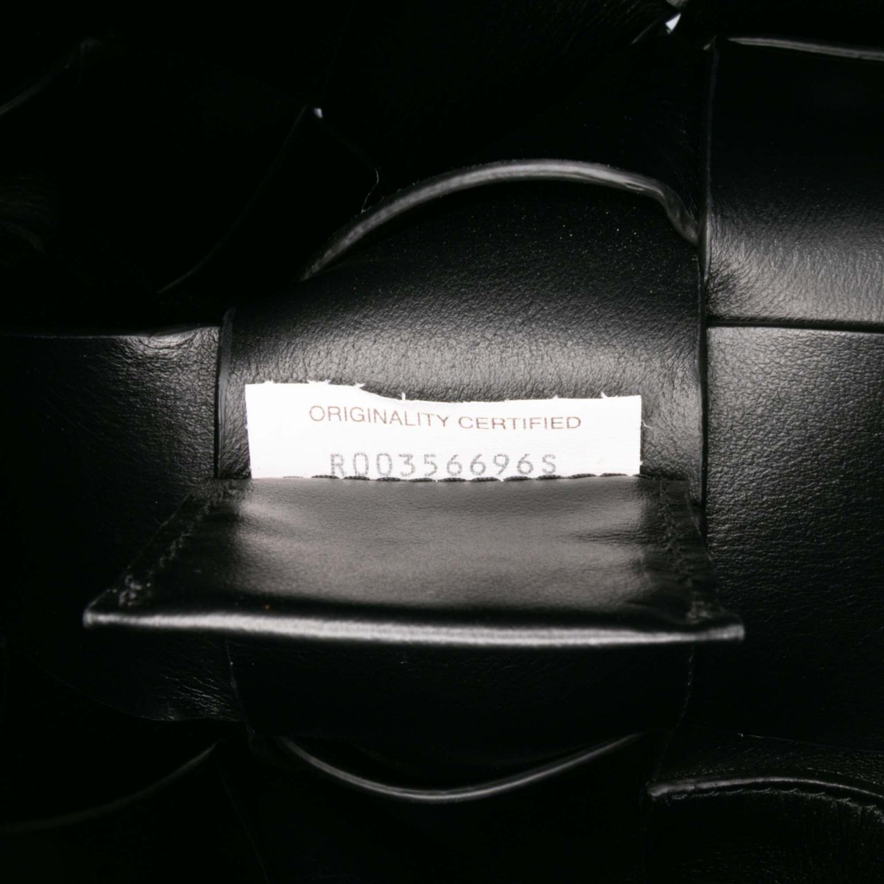 Bottega Veneta Nappa Intrecciato Casette Lantern Bucket Zwart